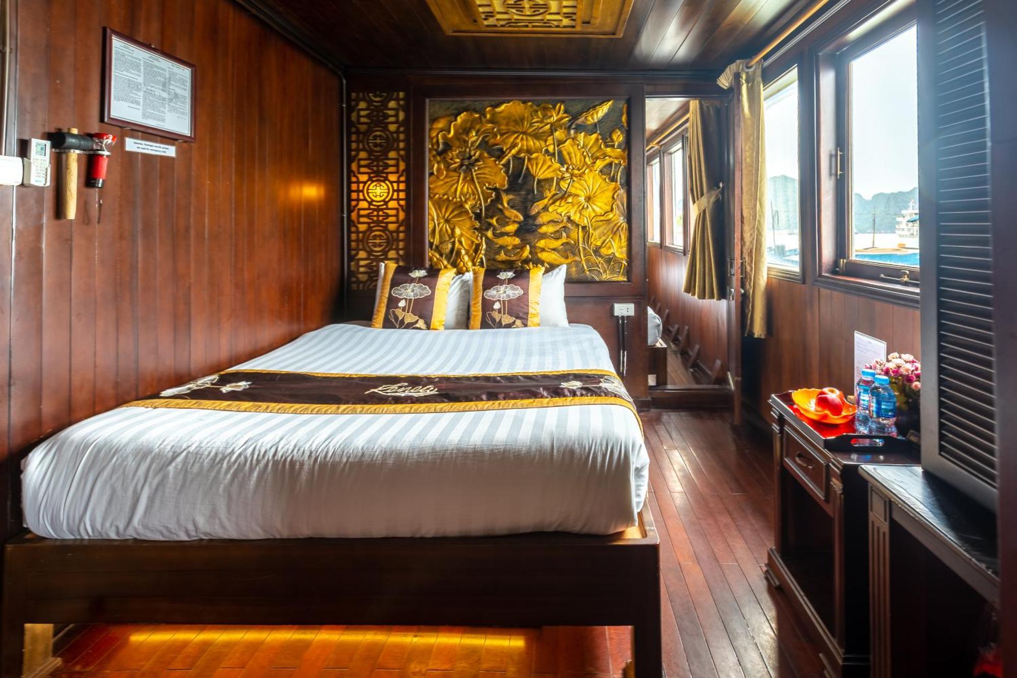 Renea Cruises Halong Hotel Ha Long Bagian luar foto