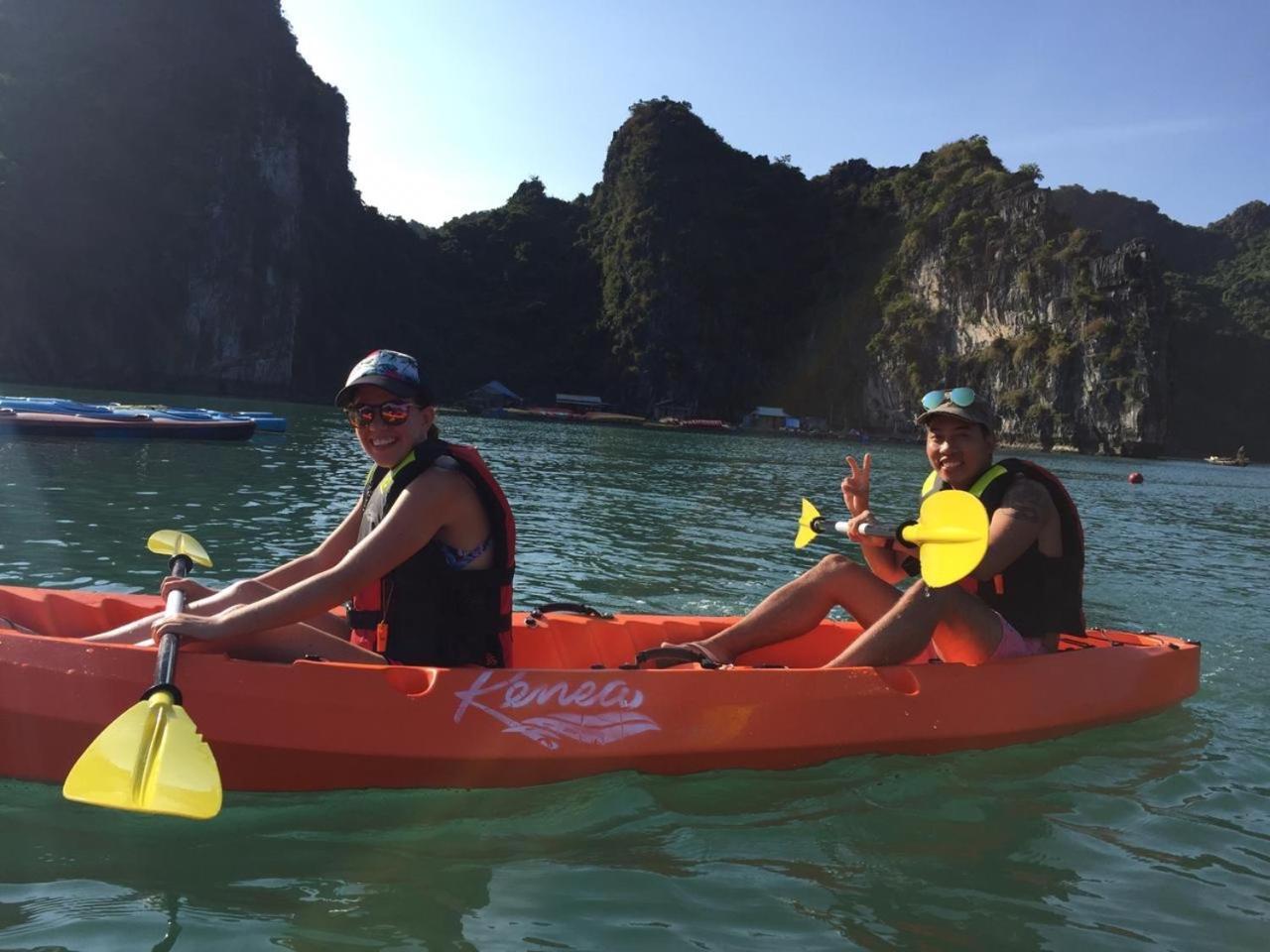 Renea Cruises Halong Hotel Ha Long Bagian luar foto