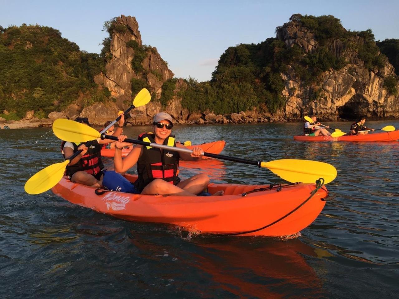 Renea Cruises Halong Hotel Ha Long Bagian luar foto