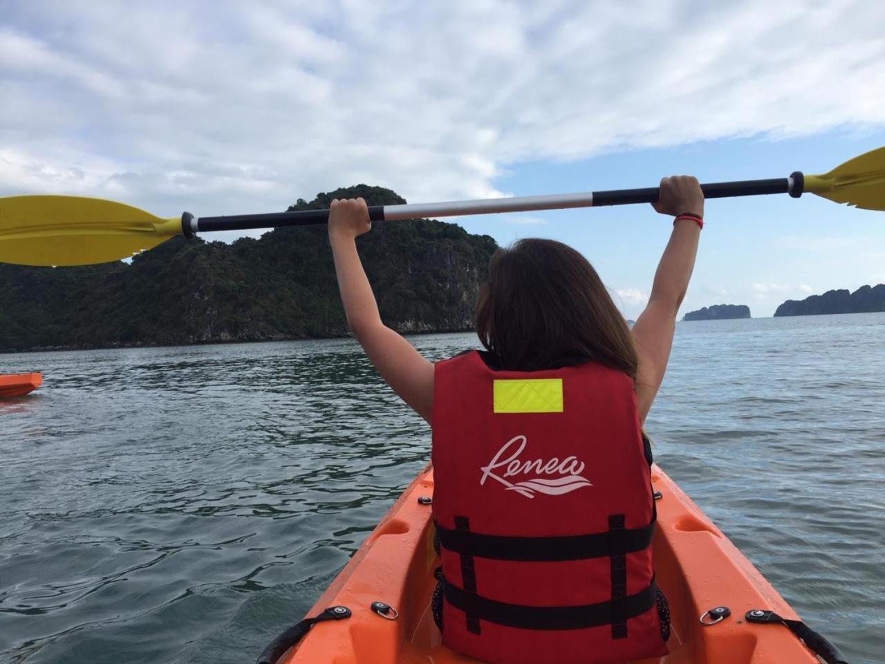 Renea Cruises Halong Hotel Ha Long Bagian luar foto