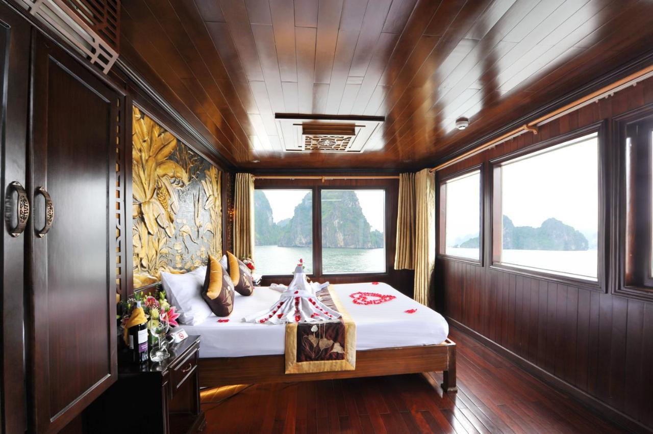 Renea Cruises Halong Hotel Ha Long Bagian luar foto