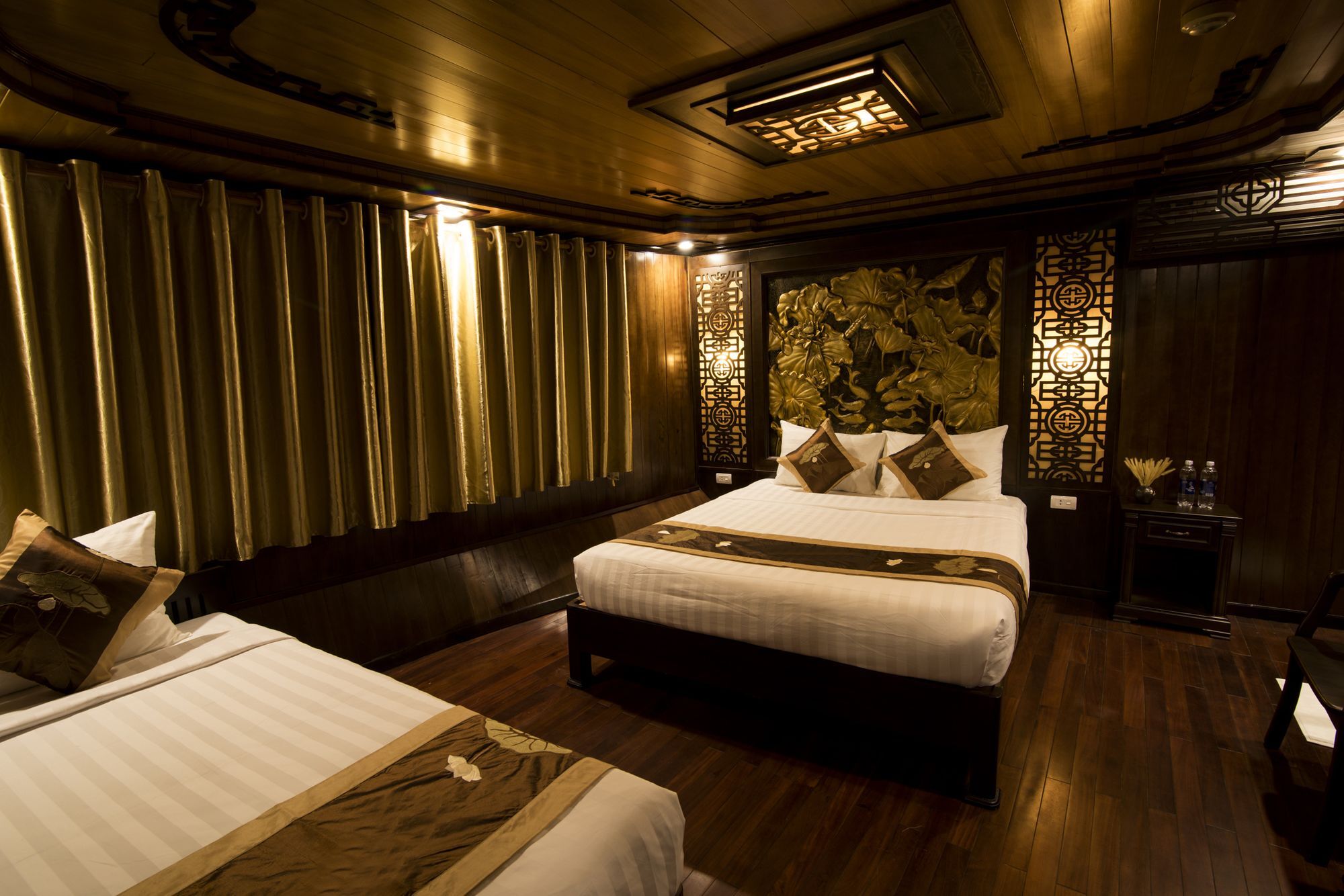 Renea Cruises Halong Hotel Ha Long Bagian luar foto
