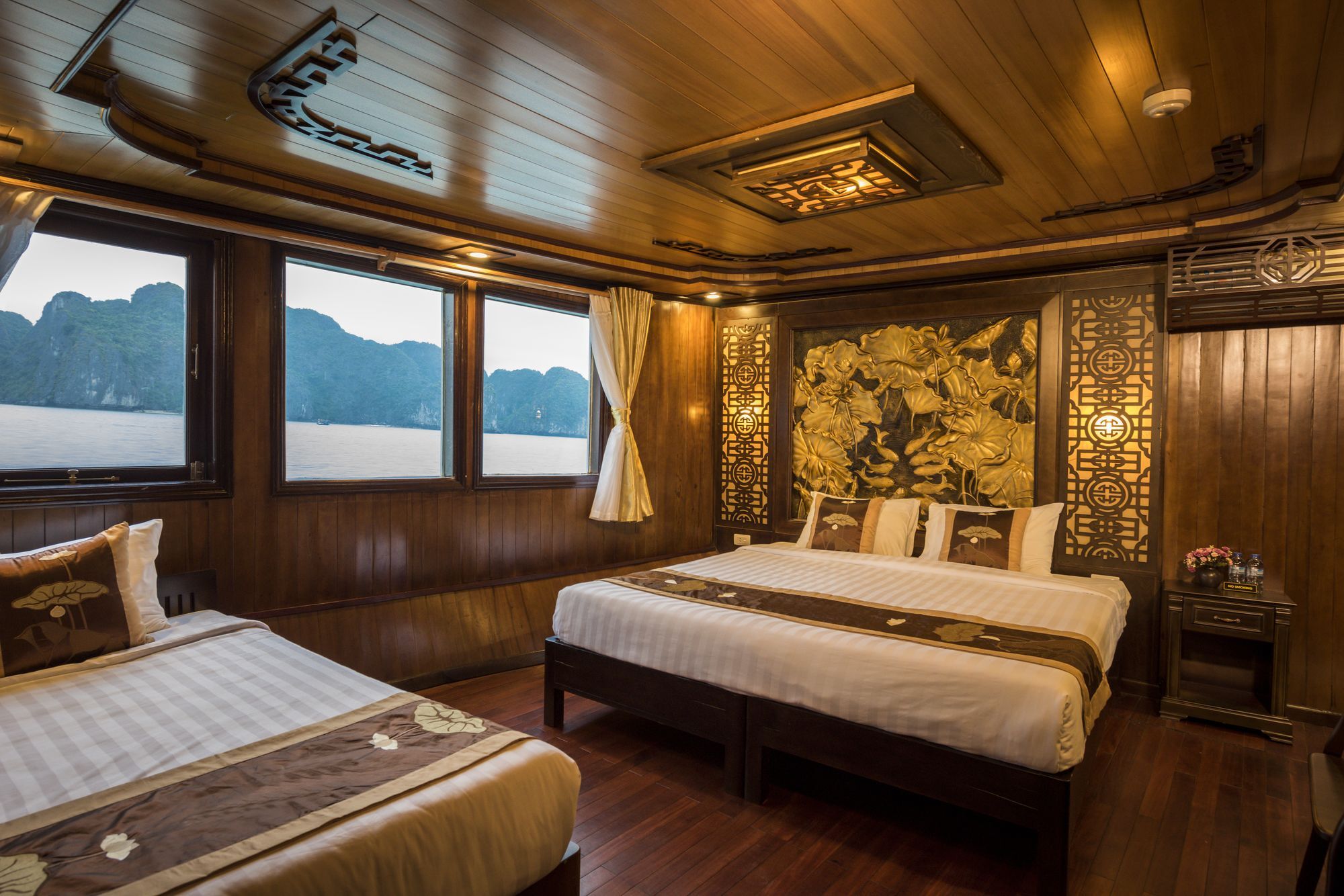 Renea Cruises Halong Hotel Ha Long Bagian luar foto