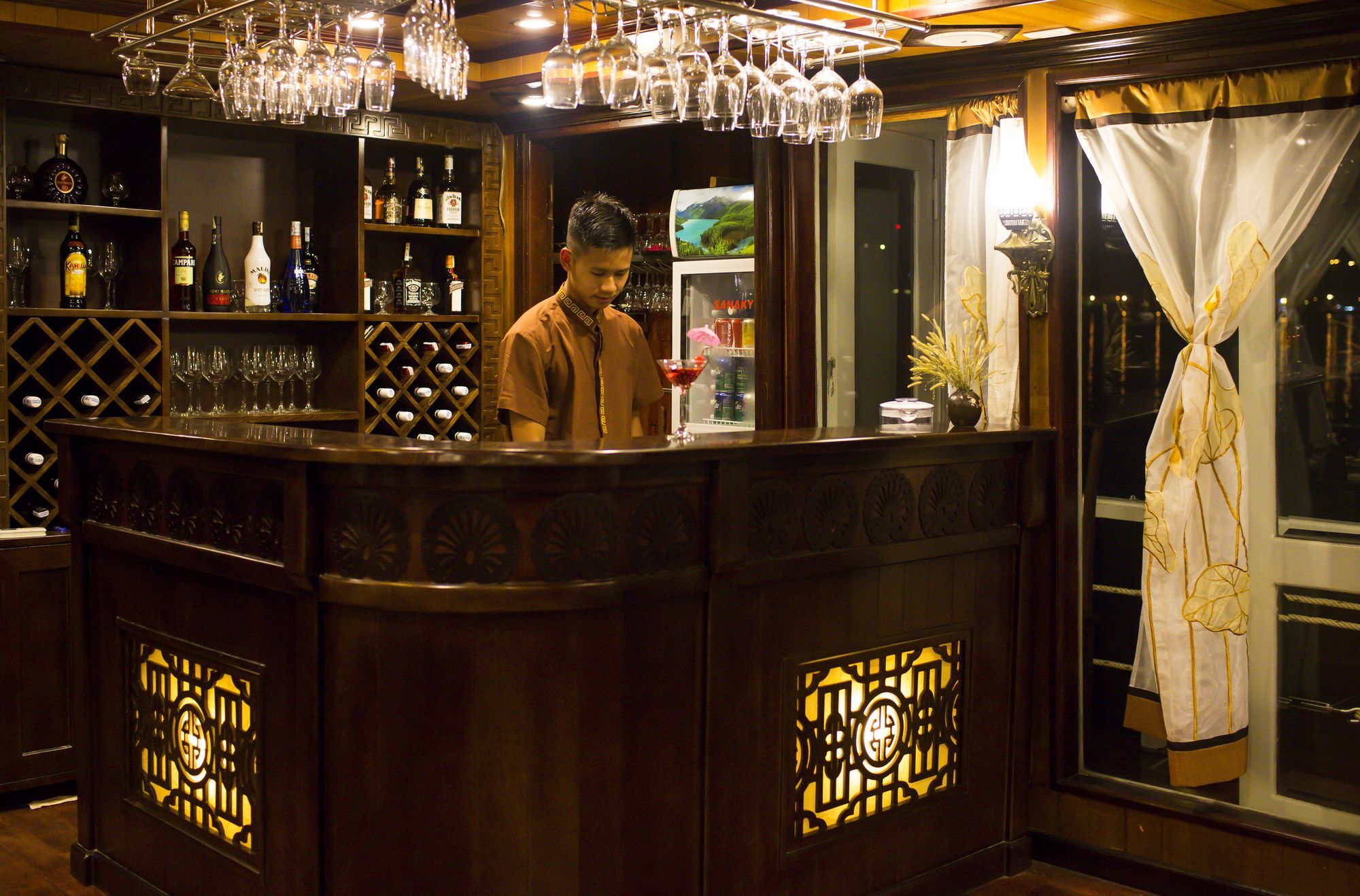 Renea Cruises Halong Hotel Ha Long Bagian luar foto